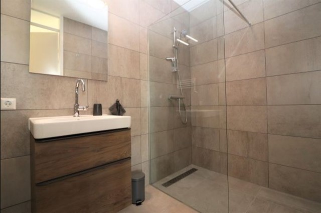 Foto 5: Rotterdam - Baan - Foto 5