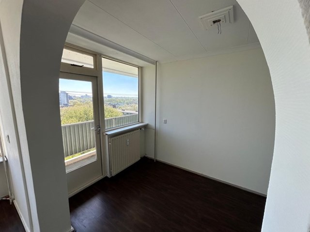 Foto 5: Den Haag - Nieuwendamlaan - Foto 5