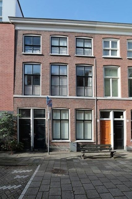 Foto 1: Den Haag - Bazarlaan - Foto 1