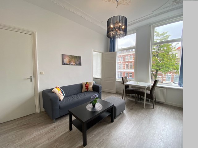 Foto 1: Den Haag - Regentesselaan - Foto 1