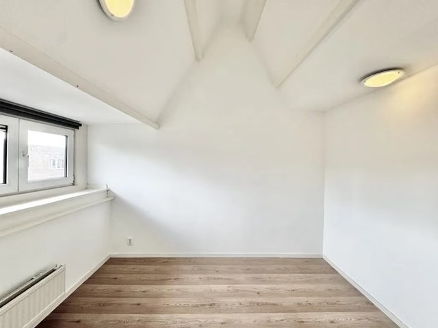 Foto 7: Amsterdam - Cornelis Trooststraat - Foto 7