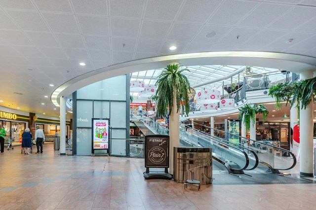 Foto 7: Nieuw-Vennep - Hoofdweg - Foto 7