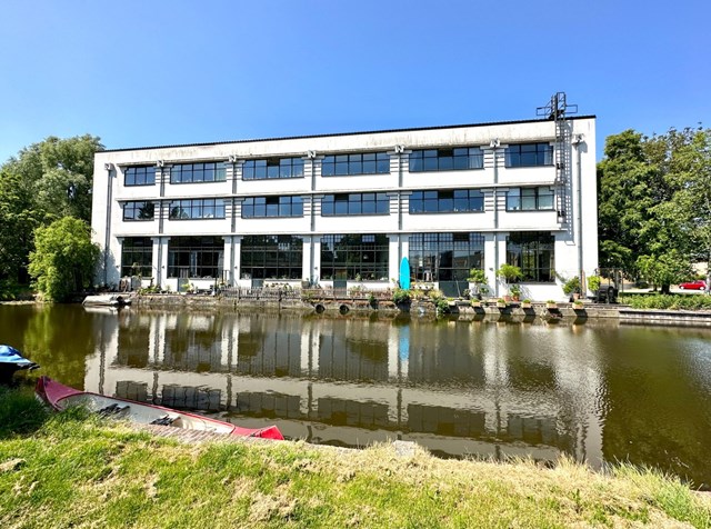 Foto 1: Zaandam - Irene Vorrinkplein - Foto 1