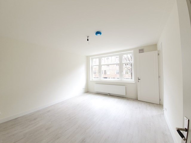 Foto 2: Amsterdam - Admiraal de Ruijterweg - Foto 2