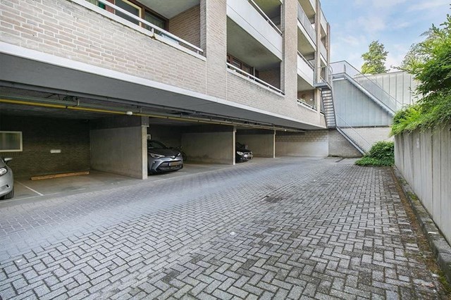Foto 6: Maastricht - Volksplein - Foto 6