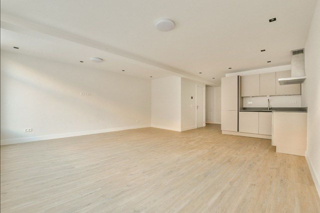 Foto 7: Amsterdam - Albert Cuypstraat - Foto 7