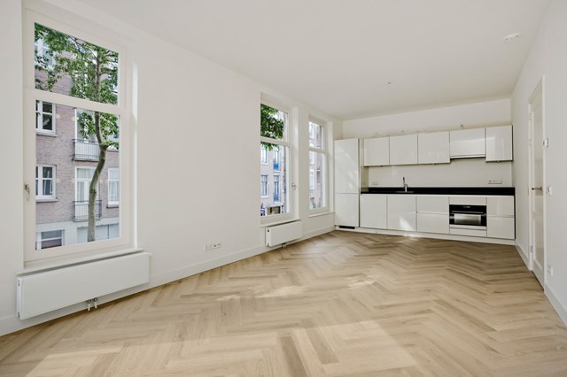 Foto 1: Amsterdam - Tweede Sweelinckstraat - Foto 1