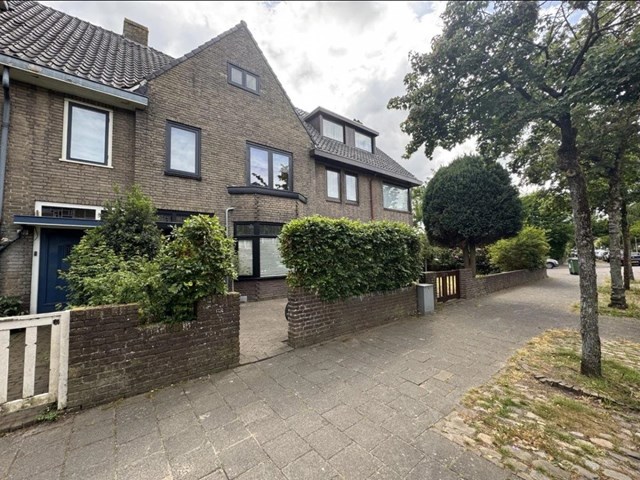 Foto 1: Breda - Achillesstraat - Foto 1