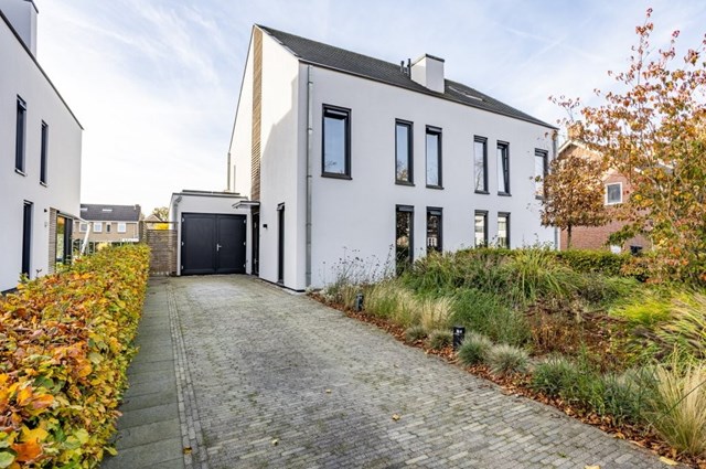 Foto 1: Udenhout - Kreitenmolenstraat - Foto 1