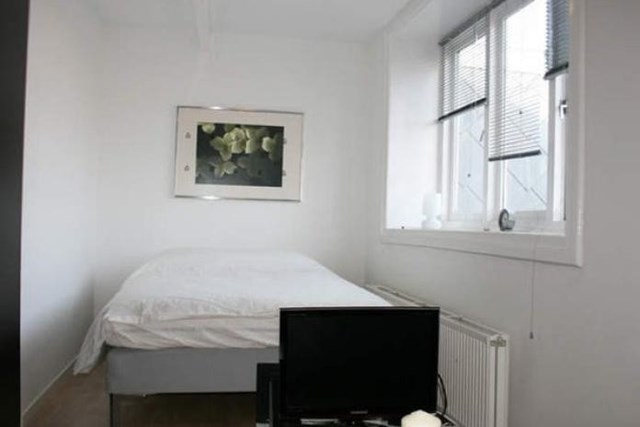 Foto 2: Den Haag - Laan van Nieuw Oost Indië - Foto 2