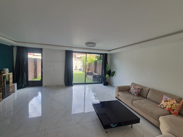 Foto 3: Almere - Picassoweg - Foto 3