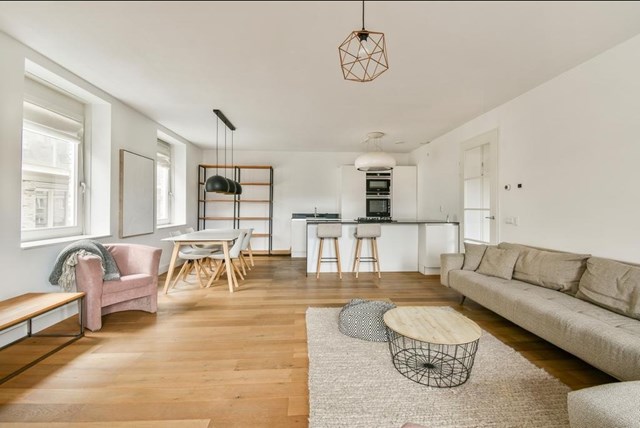 Foto 1: Amsterdam - Dichtershofje - Foto 1