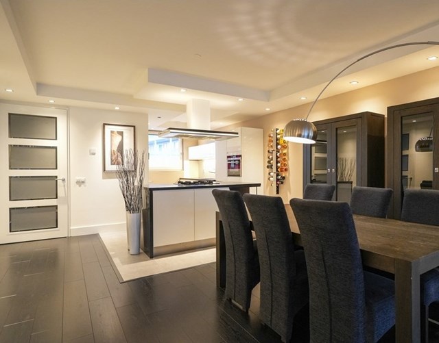 Foto 5: Diemen - Ouddiemerlaan - Foto 5