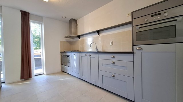 Foto 5: Hendrik-Ido-Ambacht - Amandelgaarde - Foto 5