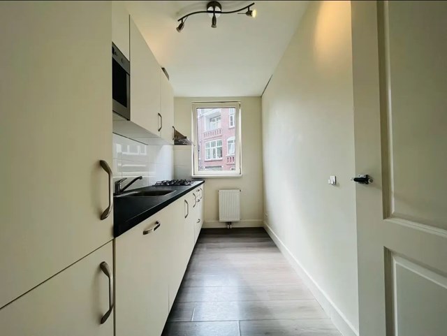 Foto 3: Rotterdam - Vierambachtsstraat - Foto 3