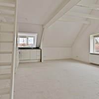 Leeuwarden, Jacob Binckesstraat, portiekflat - foto 4