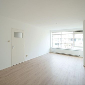 Den Haag, Escamplaan, portiekflat - foto 2