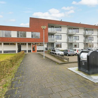 Emmen, Landschaplaan, galerijflat - foto 2