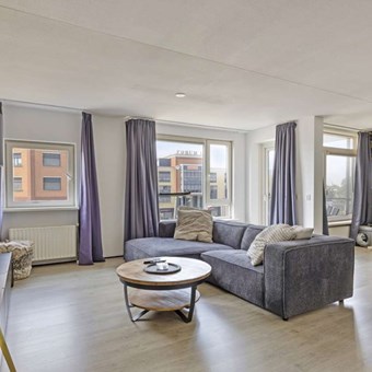 Heerhugowaard, Stationsplein, portiekflat - foto 3