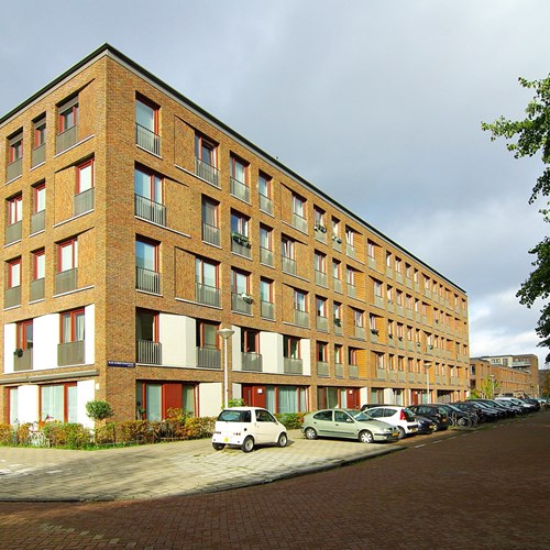 Amsterdam, Suze Robertsonstraat, galerijflat - foto 1