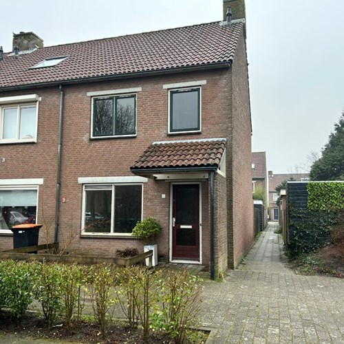 Zwaag, Hoefblad, tussenwoning - foto 1
