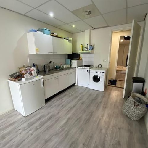 Leeuwarden, Zuidergrachtswal, benedenwoning - foto 1