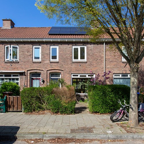 Utrecht, W J Bossenbroekstraat, tussenwoning - foto 1
