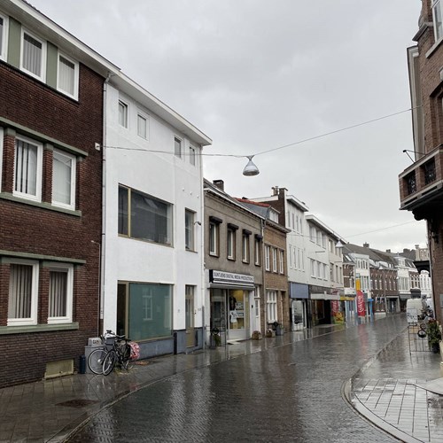 Sittard, Stationsstraat, zelfstandige studio - foto 1