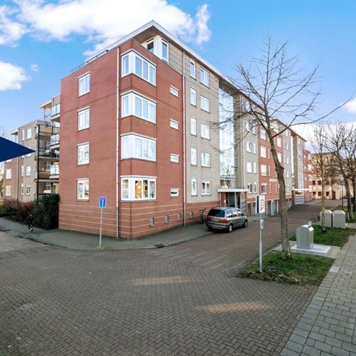 Heerenveen, K R Poststraat, 3-kamer appartement - foto 1