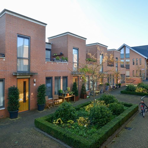 Bussum, Burgemeester Banisstraat, tussenwoning - foto 1
