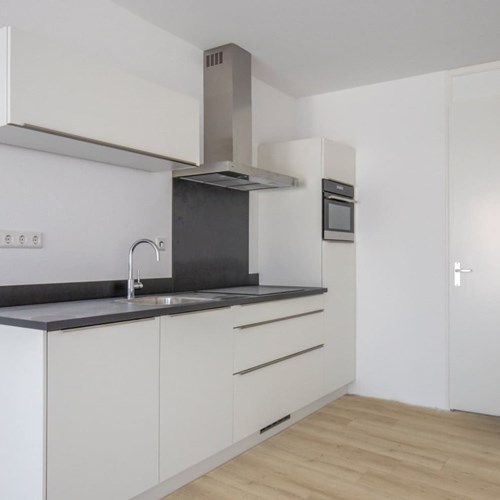 Almere, Bodestraat, 4-kamer appartement - foto 1