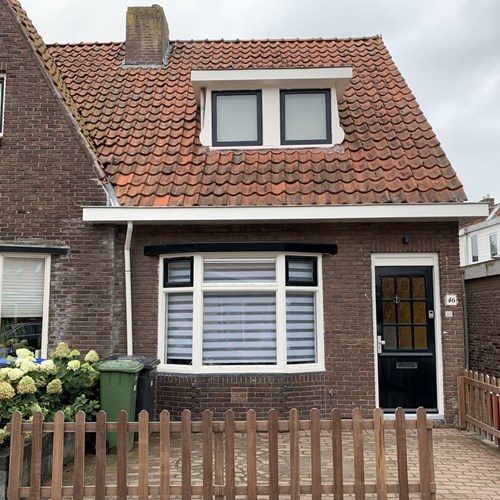 Sneek, Jan van Nassaustraat, eengezinswoning - foto 1