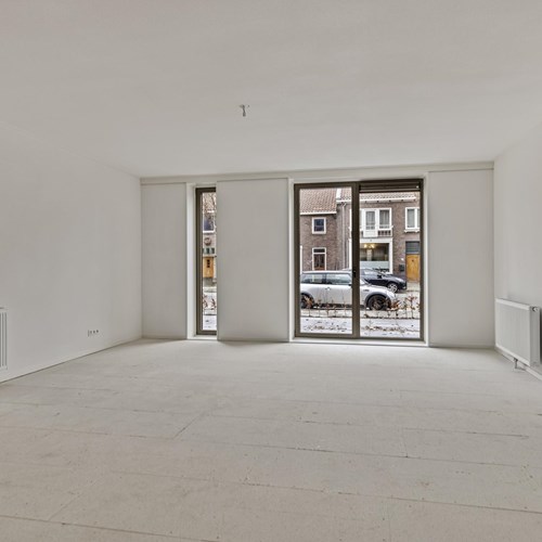 Leeuwarden, Bleeklaan, portiekflat - foto 1