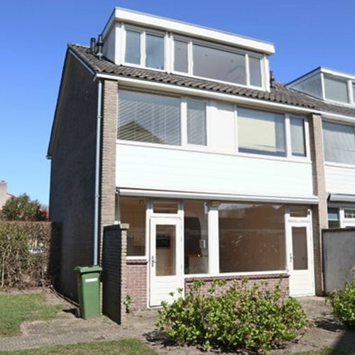 Vught, Diepenbrockstraat, hoekwoning - foto 1