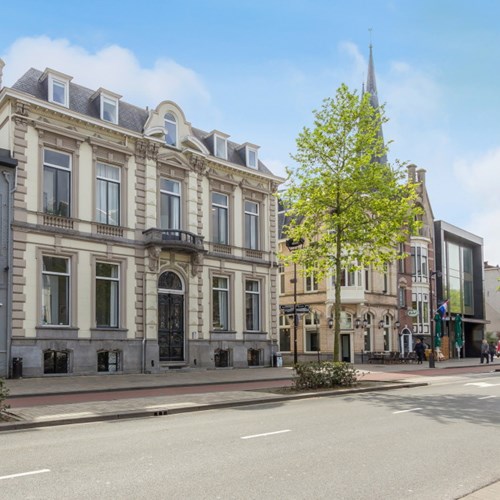 Tilburg, Heuvelring, bovenwoning - foto 1