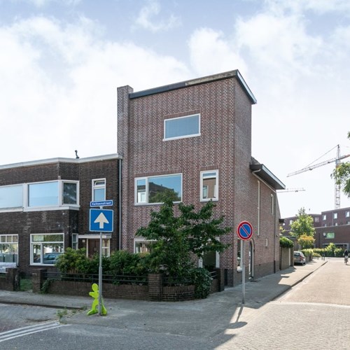 Breda, Kievitstraat, hoekwoning - foto 1
